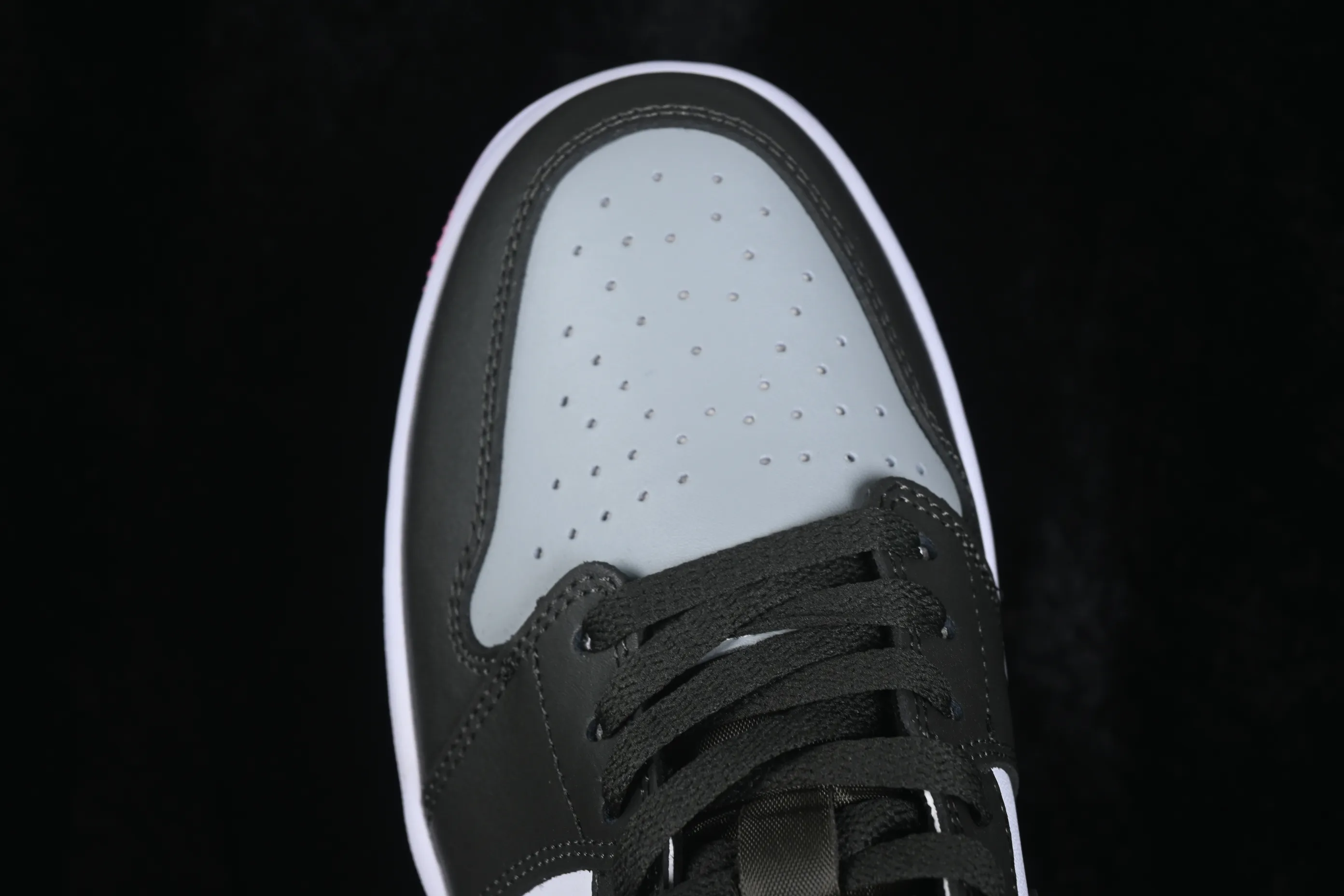 All Categories Air Jordan Jordan Series Basketball Shoes Air Jordan 1 Low Air Jordan 1 Low AJ1 Joe 1 Black Gray Pink Low-top Retro Culture Basketball Shoes DD9315-119